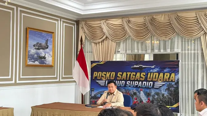 Prabowo Tiba di Kalimantan Barat, Tinjau Langsung Penanganan Karhutla