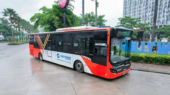 Transjabodetabek Resmi Layani Rute Cawang-Jababeka
