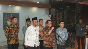BREAKING: Tito Ajak Pemda Tutup Celah Kecurangan Layanan Haji dan Umrah