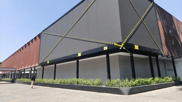BREAKING: Videotron Disegel Usai 10 Pohon Dibabat Liar di Bandung