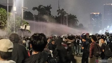 BREAKING: Situasi Terkini Sekitar DPR Usai Demonstrasi