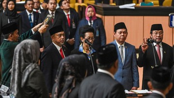 BREAKING: Denny Indrayana Cs Desak DPD Usut Ijazah SMA Gibran
