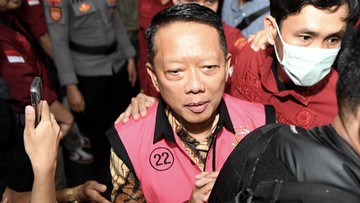 BREAKING: Eks Jampidsus Febrie Adriansyah Didakwa Pemerasan Rp55 Miliar dan TPPU Rp350 Miliar