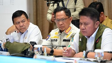 BREAKING: Mendagri Tito Karnavian Siagakan Pemda hingga Desa Cegah Karhutla