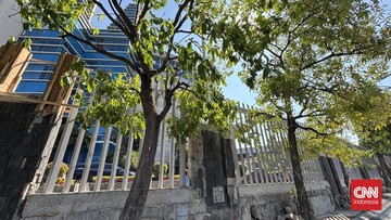 BREAKING: Usai Imbauan Walkot, Pagar Mal Surabaya Dipendekkan