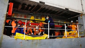 BREAKING: 7 Saksi Diperiksa Polisi Terkait Kebakaran Kapal Mutiara Sentosa II