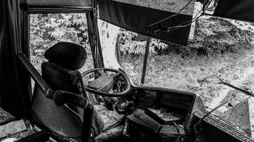 Satu Tewas dalam Tabrakan Beruntun di Jalan Gubernur Suryo Surabaya