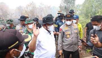 BREAKING: 335 Perusahaan Konsesi Terindikasi Hotspot, Karhutla Capai 85 Ribu Hektare