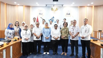 Wamendagri Genjot Kolaborasi Kejar Akta Kelahiran 100 Persen 2026