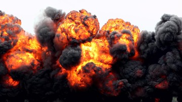 BREAKING: Pabrik Plastik di Serang Terbakar Hebat