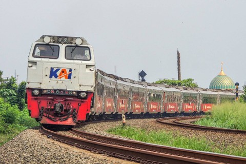KAI Ungkap Proyek Kereta Kalimantan dan Bali Masih dalam Studi