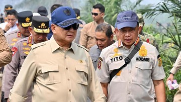 Prabowo Umumkan Lima Langkah Taktis Tangani Karhutla Kalimantan
