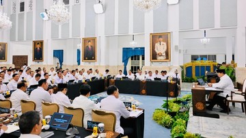 BREAKING: Isu Reshuffle Kabinet Menguat, Petinggi Parpol Angkat Bicara