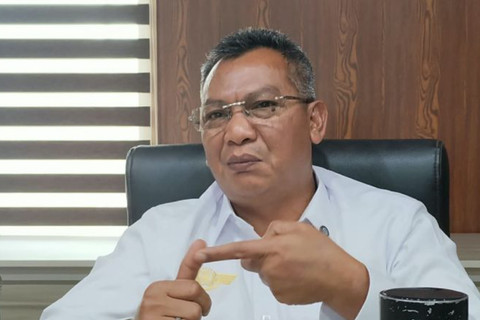 Viral Penumpang Tertinggal Pesawat Berdiri di Garbarata Bandara Sorong