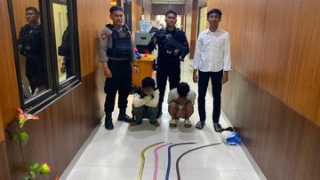 Brimob Polda Metro Bubarkan Rencana Tawuran Ciracas, 2 Pemuda Diamankan