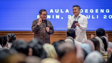 Pramono Anung Sambangi Setkab, Nostalgia Bersama Teddy Indra Wijaya