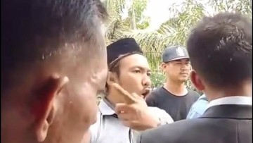 Breaking: Pria Pembawa Golok Bubarkan Ibadah GKPI Rajeg Resmi Jadi Tersangka