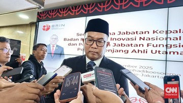 BRIN Rilis Sepatu Karet Rp80 Ribu, Prabowo Langsung Pesan