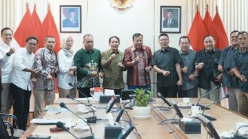 KPK Bongkar Tiga Pertemuan Raja Juli dengan Bupati Kuansing