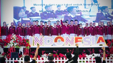 Puisi Menyentuh Siswa Sekolah Rakyat Buka Peringatan HUT RI ke-81 di Kemensos