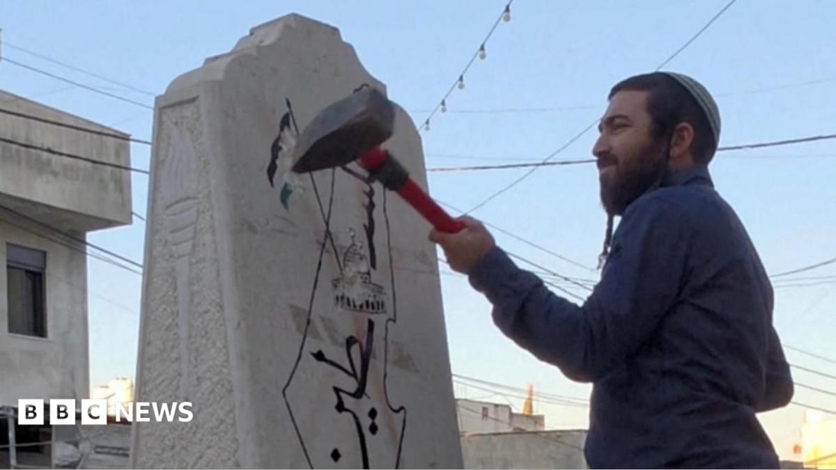 Israeli Lawmaker Smashes Palestinian Memorial in West Bank Village During Army-Escorted Visit