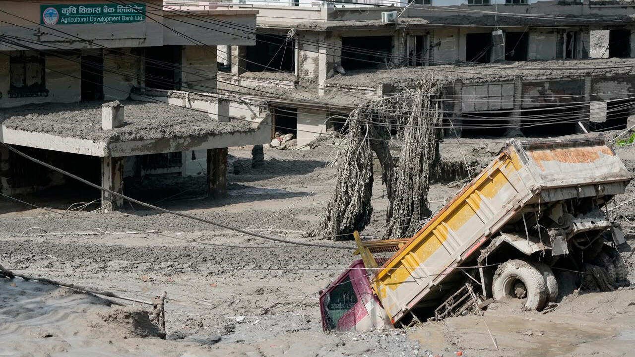 At least 22 dead, nearly 400 unaccounted for as flash floods ravage Nepal-Tibet border area