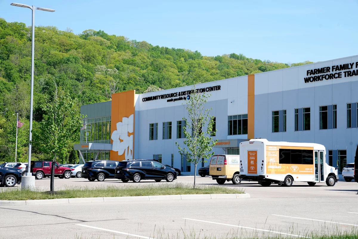 Cincinnati Bengals Partner With Morgan & Morgan and Freestore Foodbank to Tackle Regional Hunger
