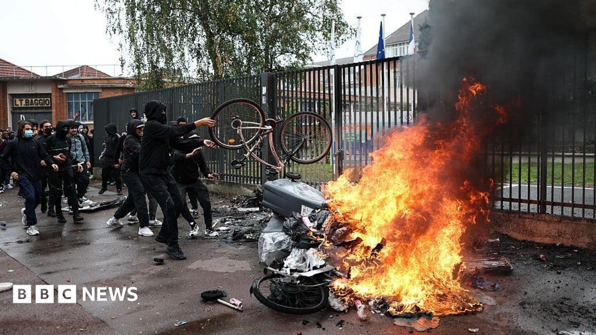 France Detains Over 400 as High School Protests Over Crowded Classes and Teacher Shortages Intensify