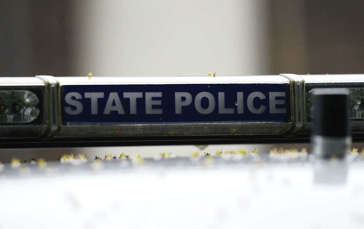 Maine Driver Succumbs to Injuries Following Late-Night Single-Car Collision in Mansfield