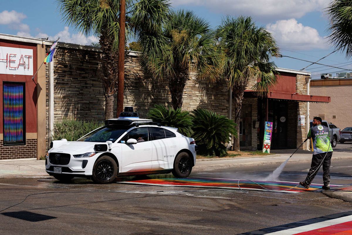 Police Records Reveal Logistical and Operational Obstacles Faced by Waymo Fleet in San Antonio