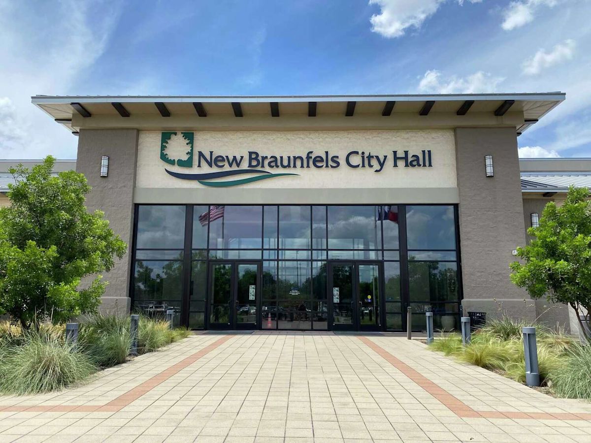 New Braunfels Council Denies Utility Fee Waiver for Low-Income Housing but Pledges Alternate Support