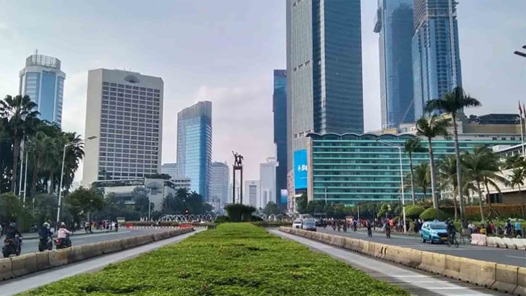 Dampak Minimnya Ruang Terbuka Hijau terhadap Urban Heat Island di Jakarta