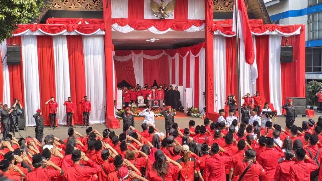 Megawati Pimpin Upacara HUT ke-81 RI di Sekolah Partai PDIP