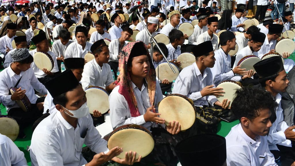 Lirik Yalal Wathan Versi Arab, Latin, Arti, dan Sejarah Penciptanya