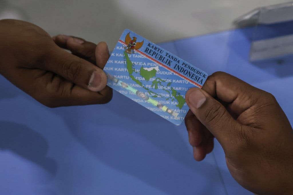 Verifikasi Klaim Data Dukcapil 2026: Zodiak Cancer hingga 290,1 Juta Penduduk