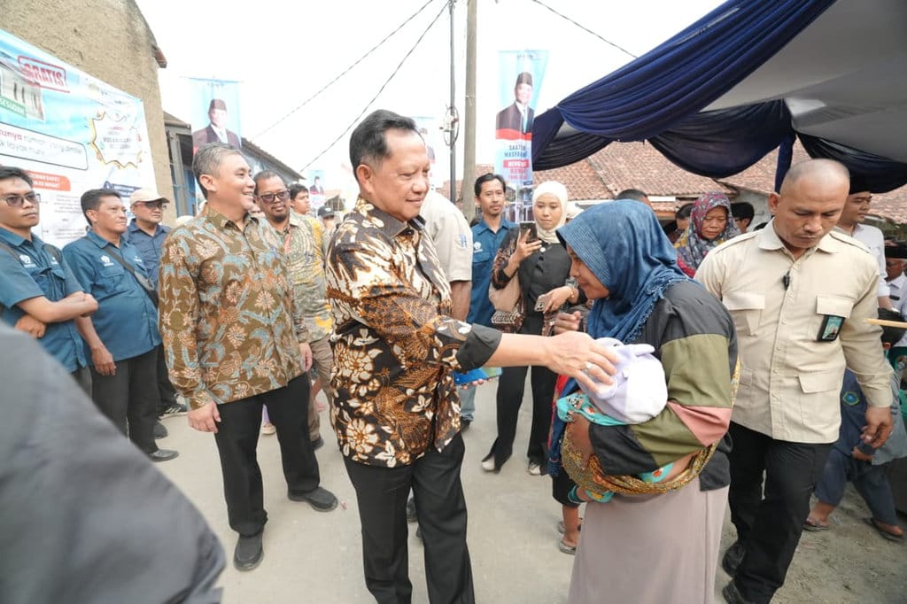 Mendagri Verifikasi Program BSPS di Purwakarta