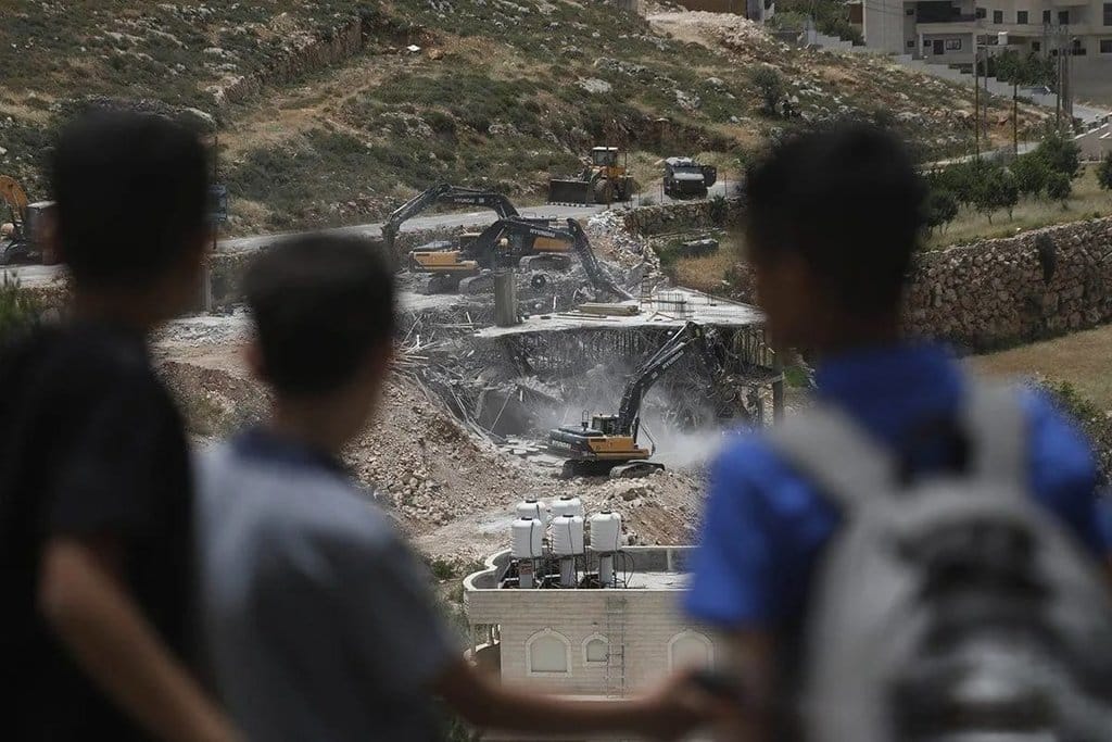Investigasi Klaim Serangan Pasar Gaza dan Larangan Azan