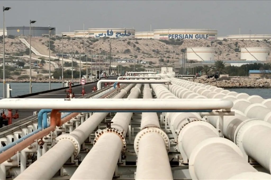 Meredanya Konflik AS-Iran Picu Penurunan Harga Minyak Global