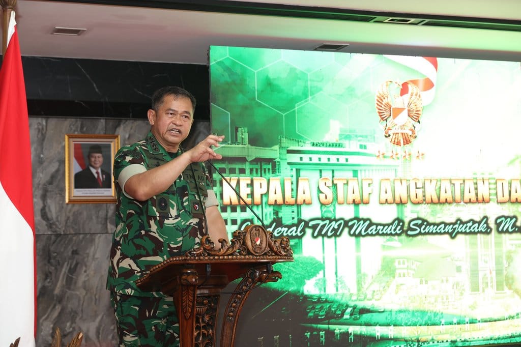 Kasad Evaluasi Keterbukaan Informasi TNI AD Bersama Pemimpin Media