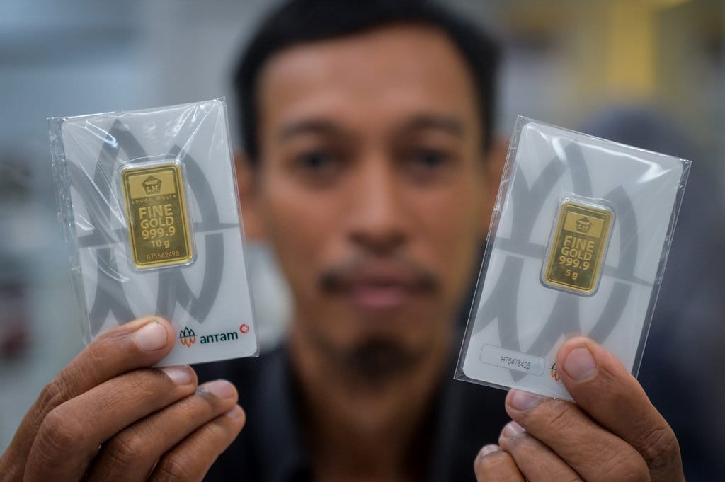 Harga Emas Antam Stagnan di Rp2.690.000 per Gram