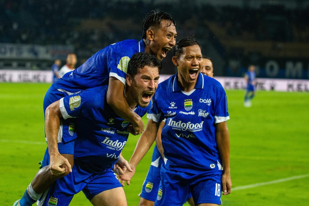 Adu Kekuatan Persib Bandung Kontra Arema FC Malam Ini