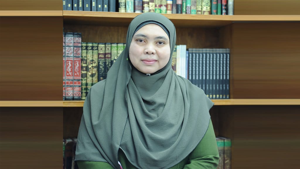 Klaim Pemecatan Solehah Yaacob di IIUM Belum Terverifikasi