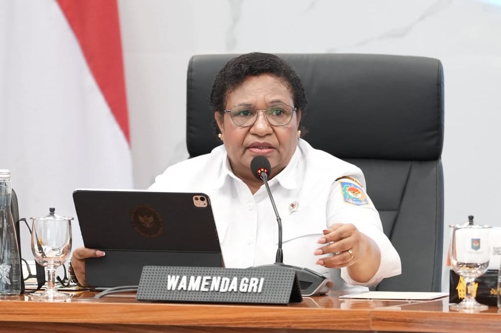 Wamendagri Dorong Percepatan Kepemilikan Akta Kelahiran Anak