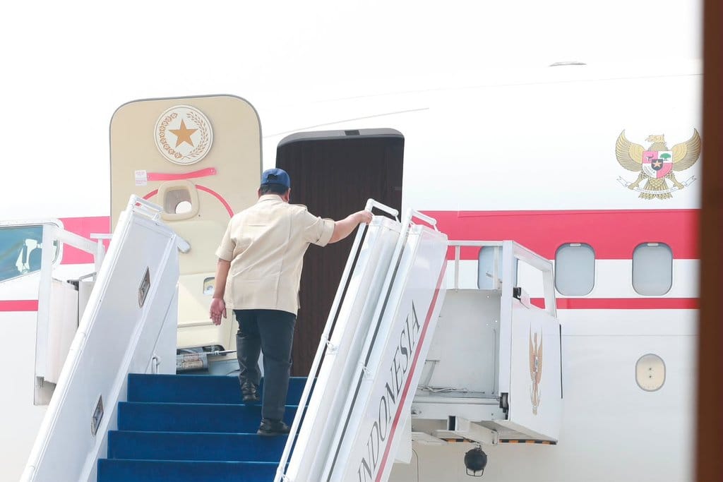 Verifikasi: Prabowo Terbang ke Kalimantan Pimpin Rapat Karhutla