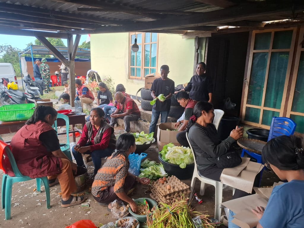 Kemensos Operasikan Tiga Dapur Umum untuk Korban Gempa Manggarai Timur