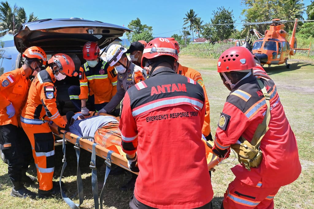 Gempa NTT Hari Keempat: 70 Tewas, Ribuan Luka, Puluhan Ribu Mengungsi