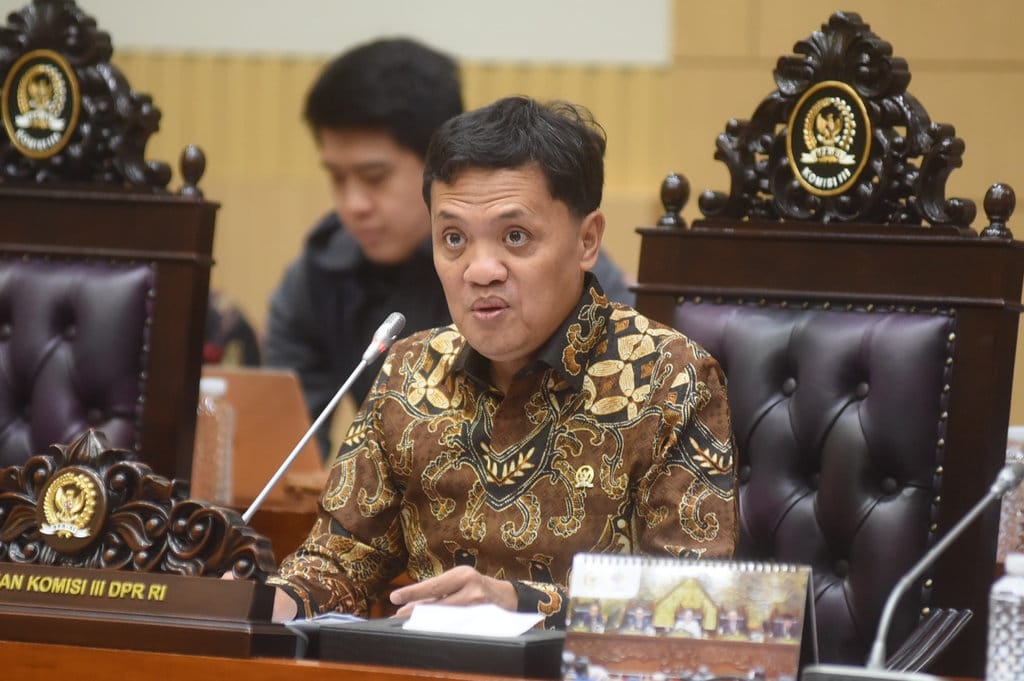 Verifikasi: Isu Surpres Pergantian Kapolri Dibantah DPR