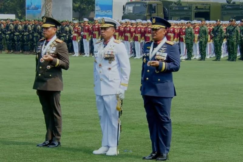 TNI Luncurkan Pakaian Dinas Upacara Baru Bernuansa Beskap Jawa