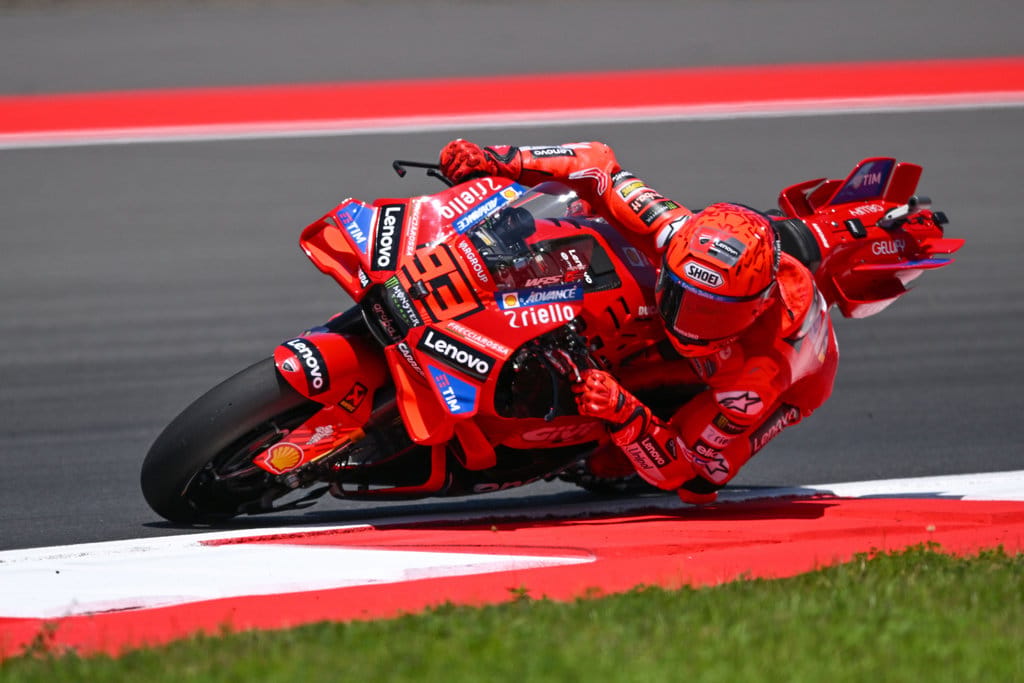 Marc Marquez Dominasi MotoGP Aragon 2026 Raih Kemenangan Ganda