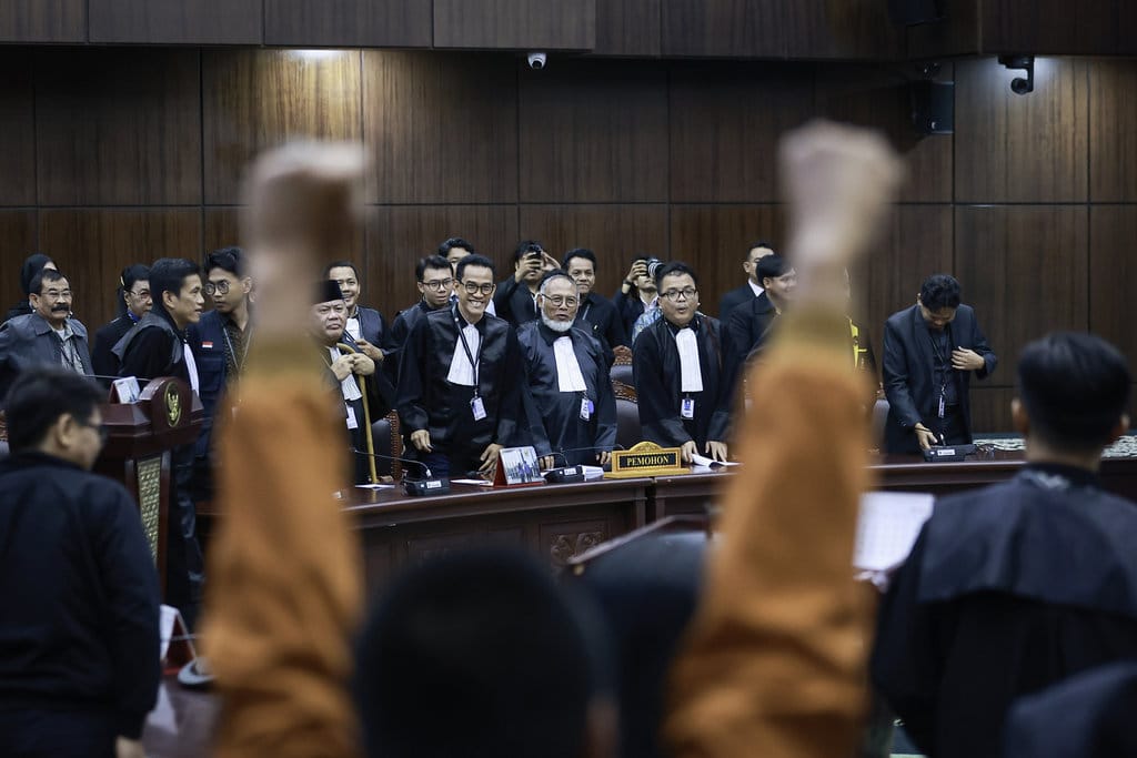 Verifikasi Klaim Putusan MK Soal Ijazah Gibran